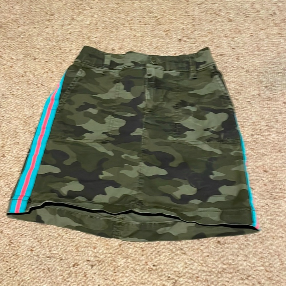 CUTE CAMO JEAN SKIRT